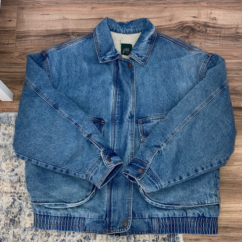 #8. 🆕 NWOT - Target - Wild Fable - Vintage Blue Denim Jacket with Sherpa Lining